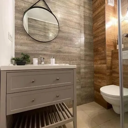 Alex Διαμέρισμα Năvodari