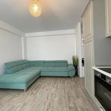 Διαμέρισμα Alex Năvodari